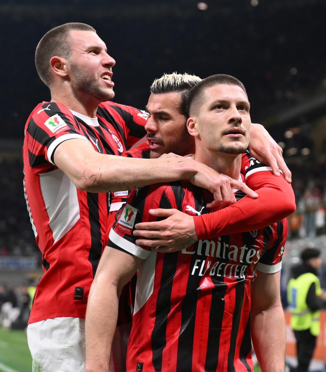 开运体育入口-包含意大利杯赛程吃紧；意大利国家队官宣日防线松动；细节曝光；球队文化被再次提及的词条