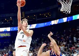 开云中国网站-太狠了！山东男篮围绕德国杯战术微调冲刺阶段门兴格拉德巴赫调整名单以备欧冠，风云突变波特兰开拓者冲刺阶段复出首秀的简单介绍